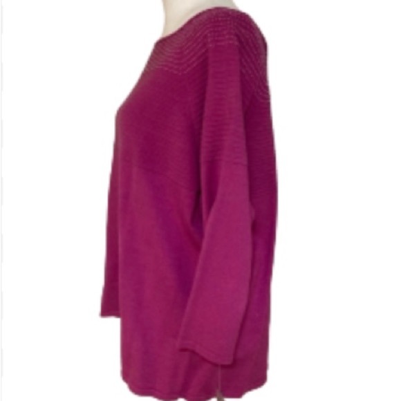 Peter Nygard Sweaters - NWT Nygard Sweater Size XL 18/20